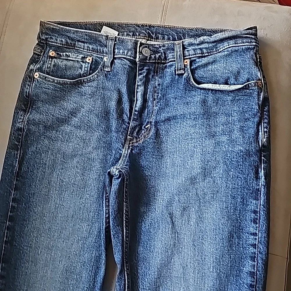 EUC Levis 514 Men’s Straight Leg sz 33 x 34